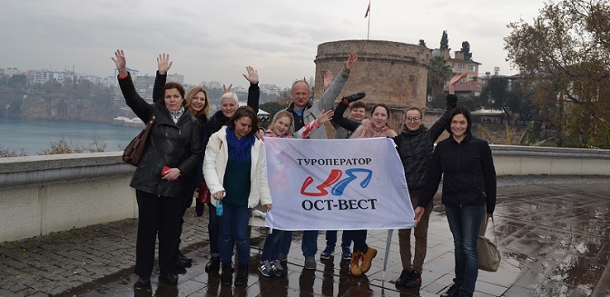 С Новым Годом 2017 от Ост-Вест